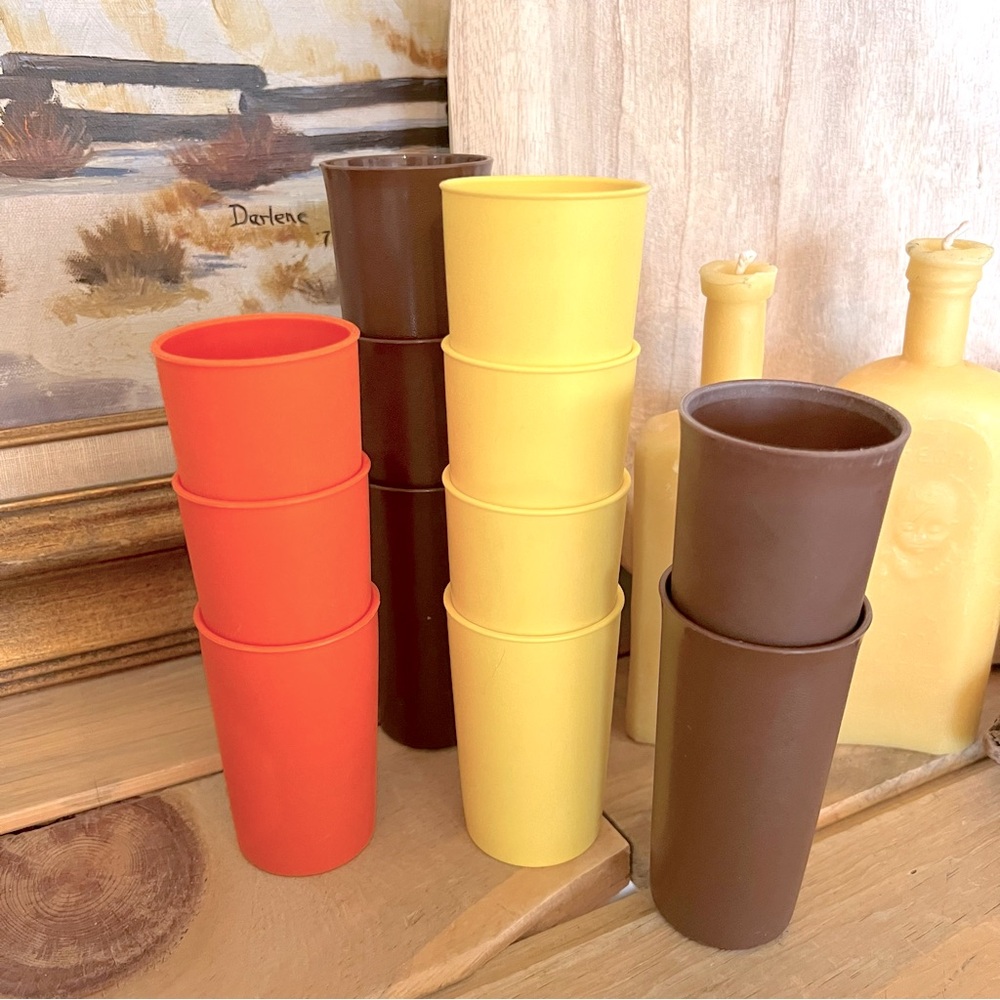 Vintage Tupperware Tumblers Cups 873 12 oz. Harvest Gold Brown Stackable MCM x12